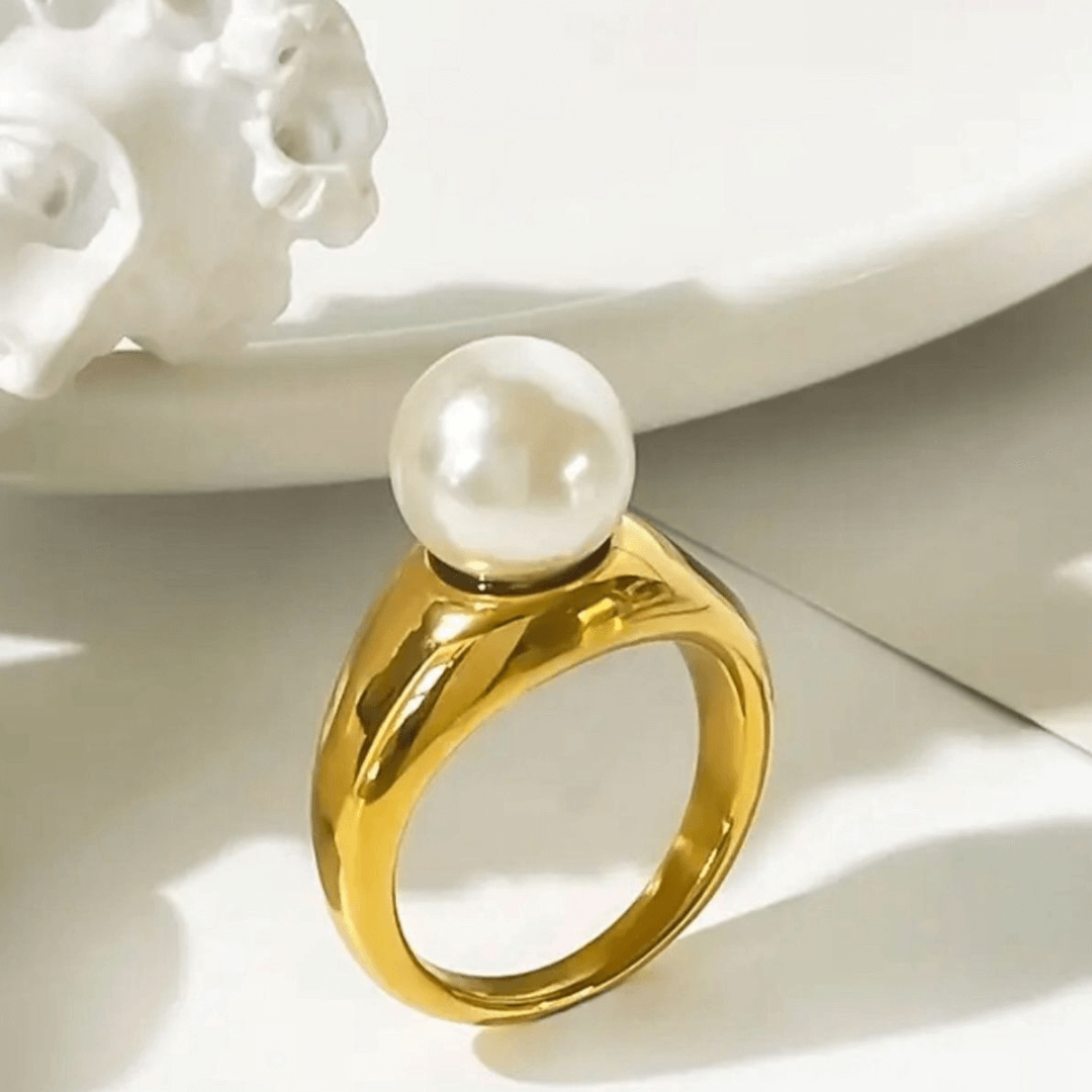 Pearl Ring