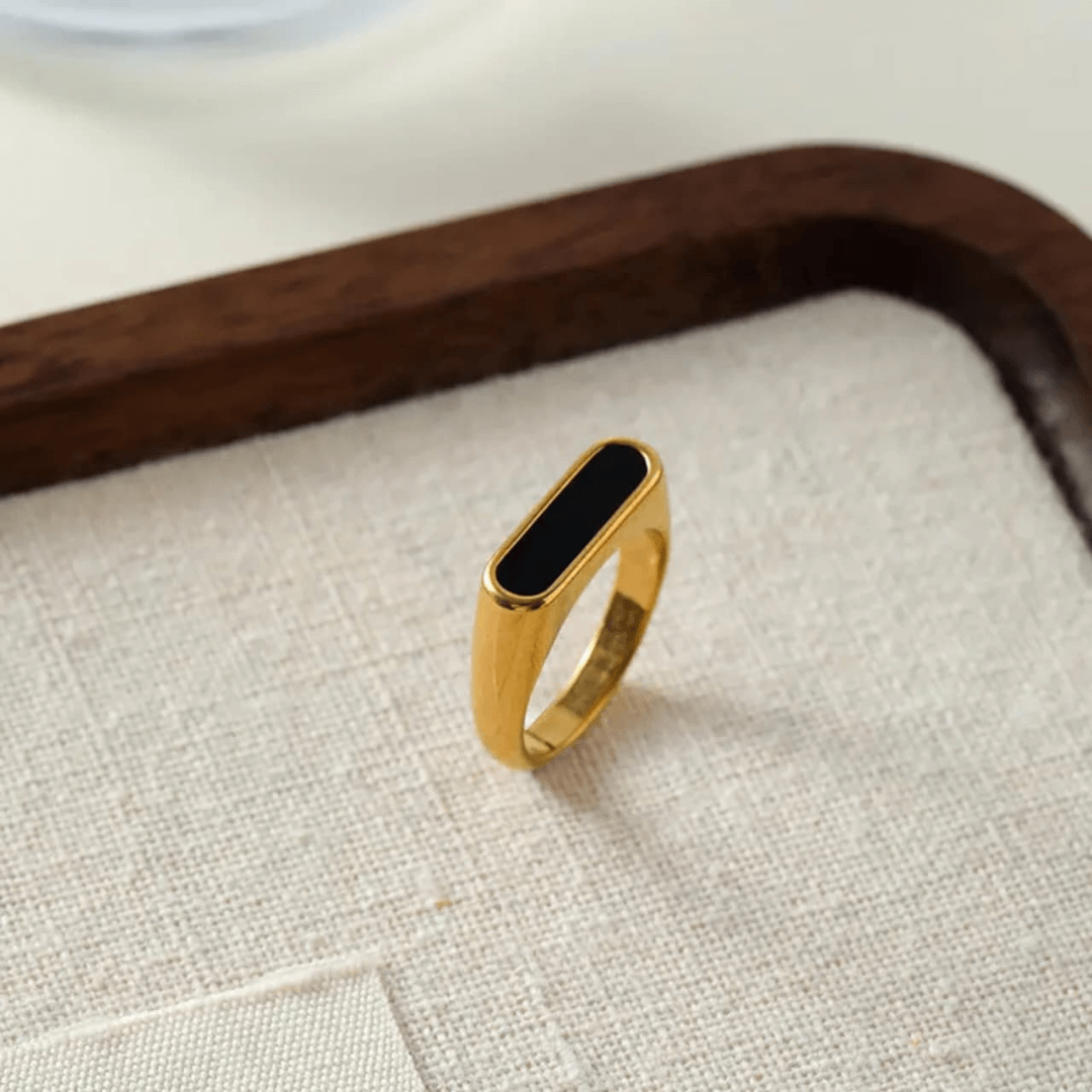 Elegant Black Ring