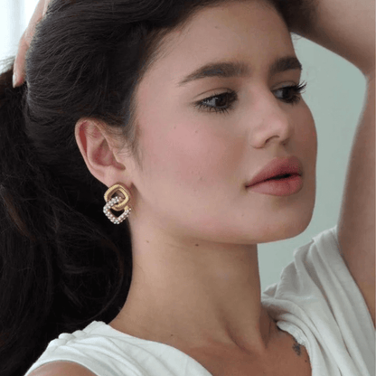 Dewlite Earring ( With Stones)