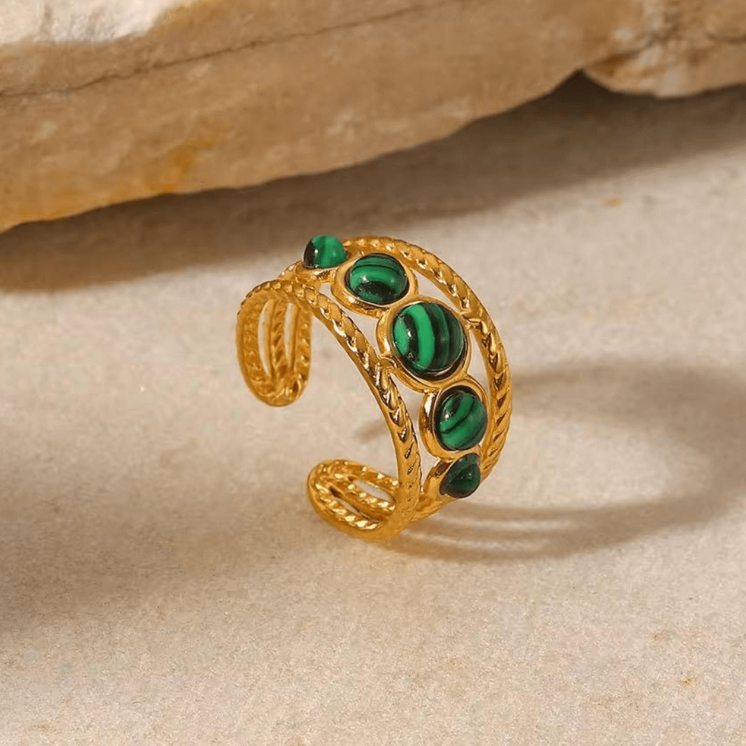 Regal Ring (adjustable)
