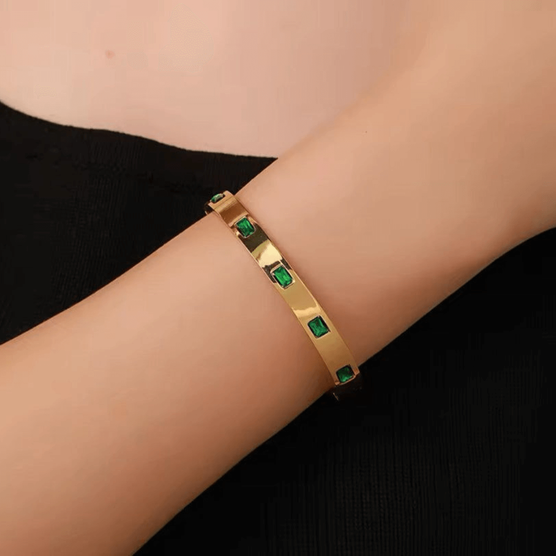 Emrald Handcuff