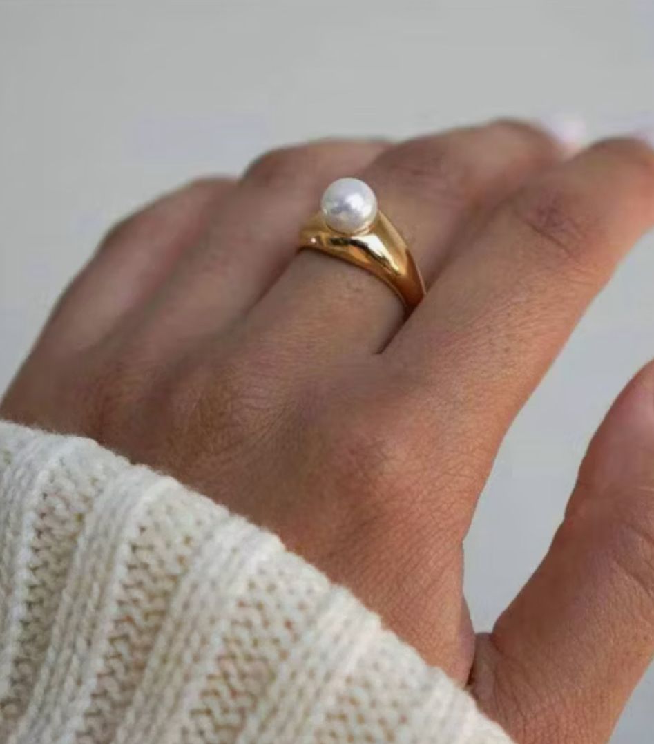 Pearl Ring