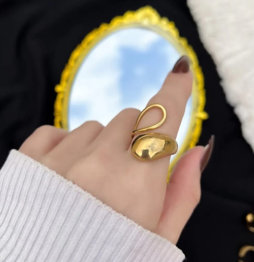 Dynasty Ring  (Adjustable)