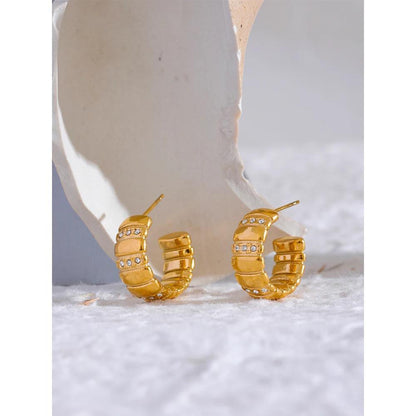 Velvour Earring