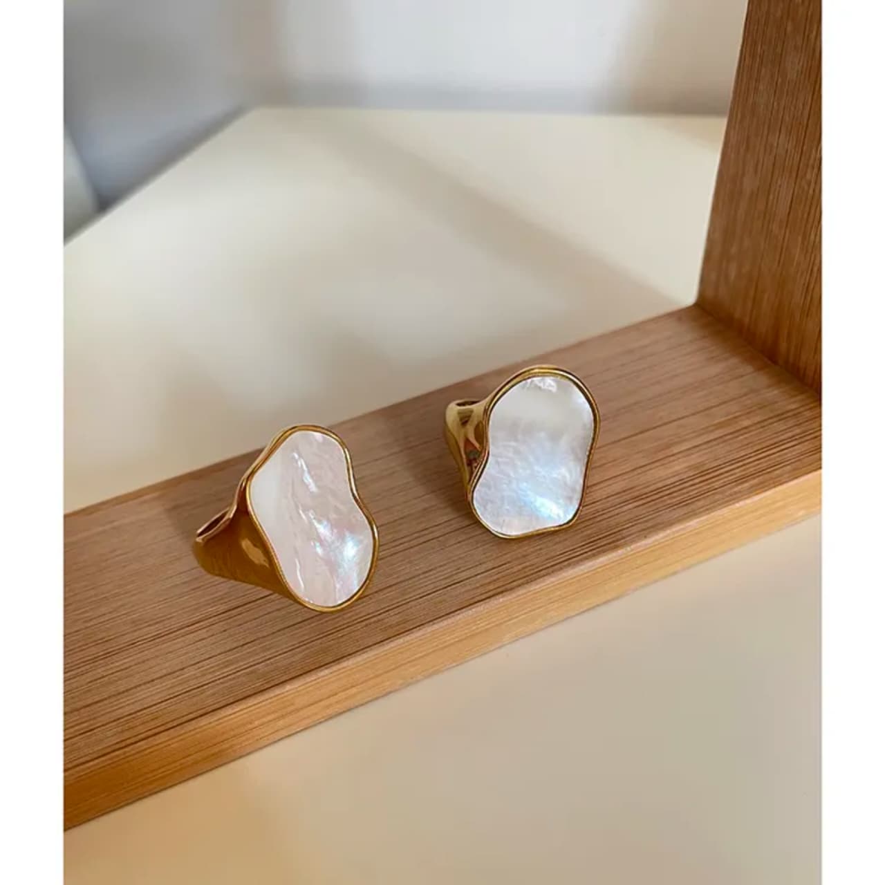 Silken Ring