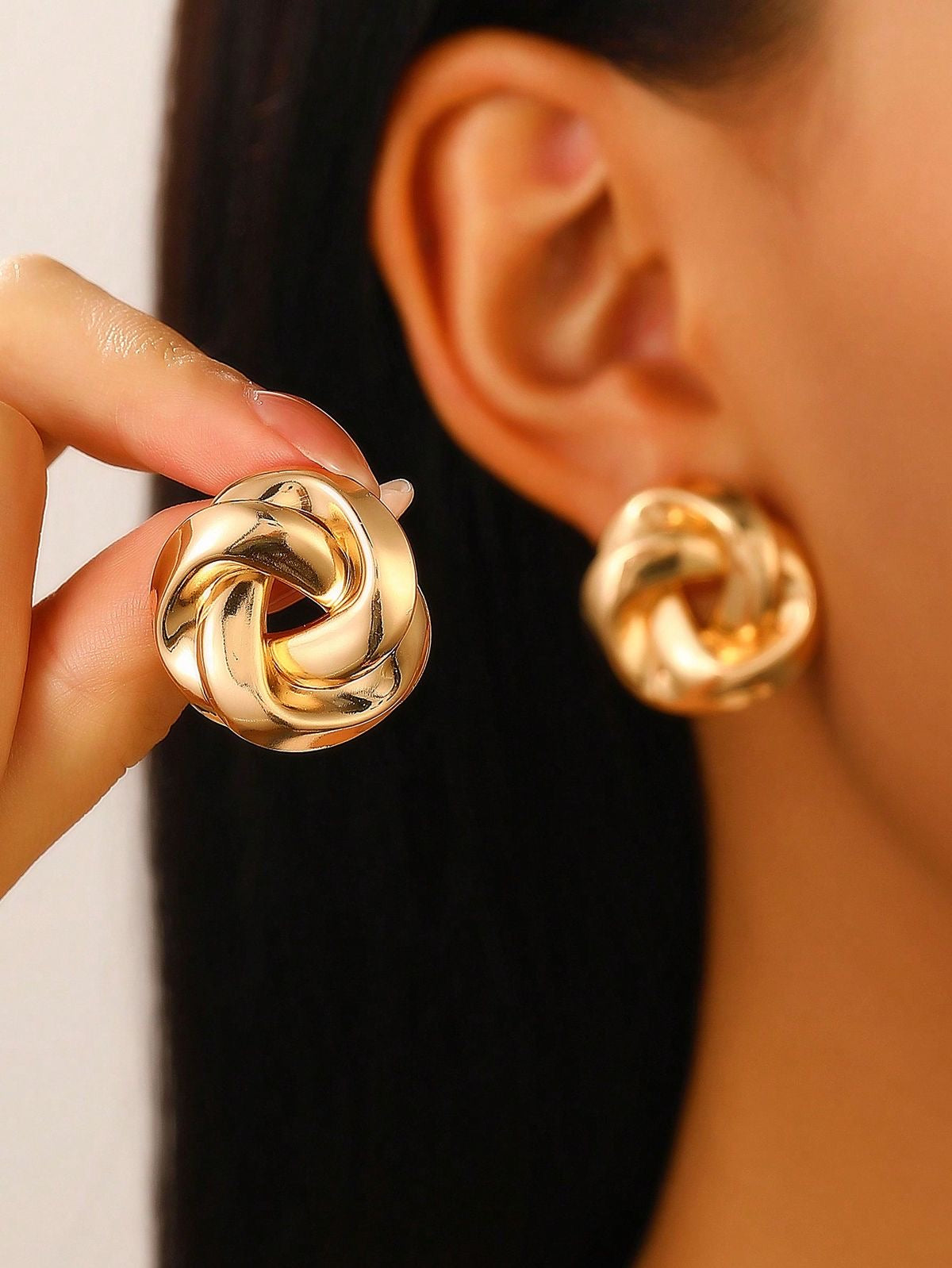 Twisted Tops