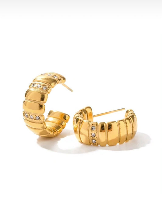 Velvour Earring