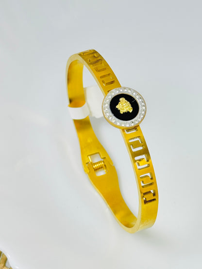 Bloom Handcuff