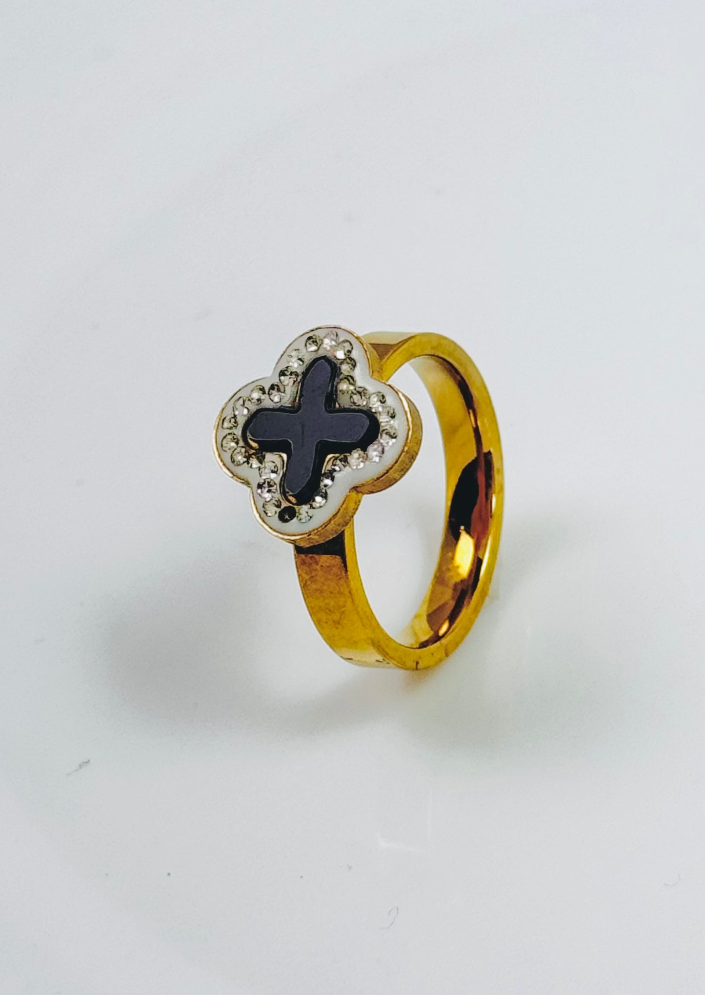 Queen Ring