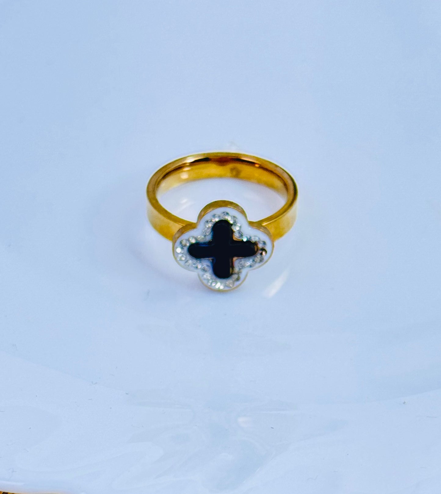 Queen Ring