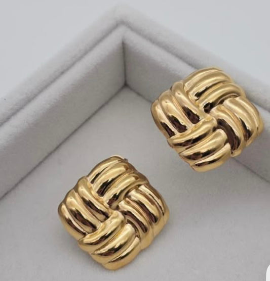 Velvet Earring