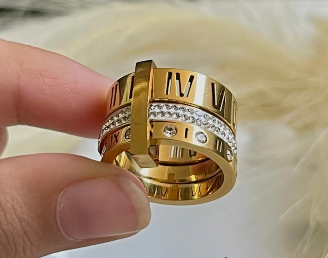 Trio Roman Ring