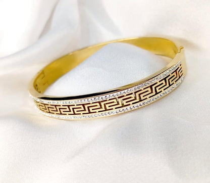 Elegant Handcuff