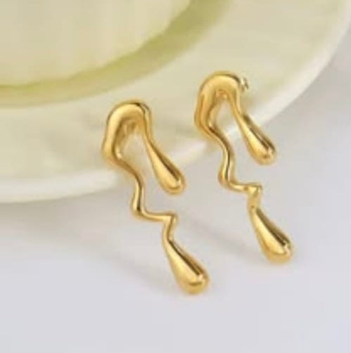 Pulse Earring