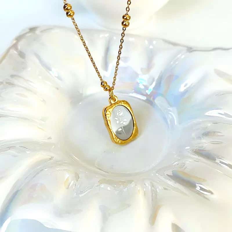 Glow Grid Pendant
