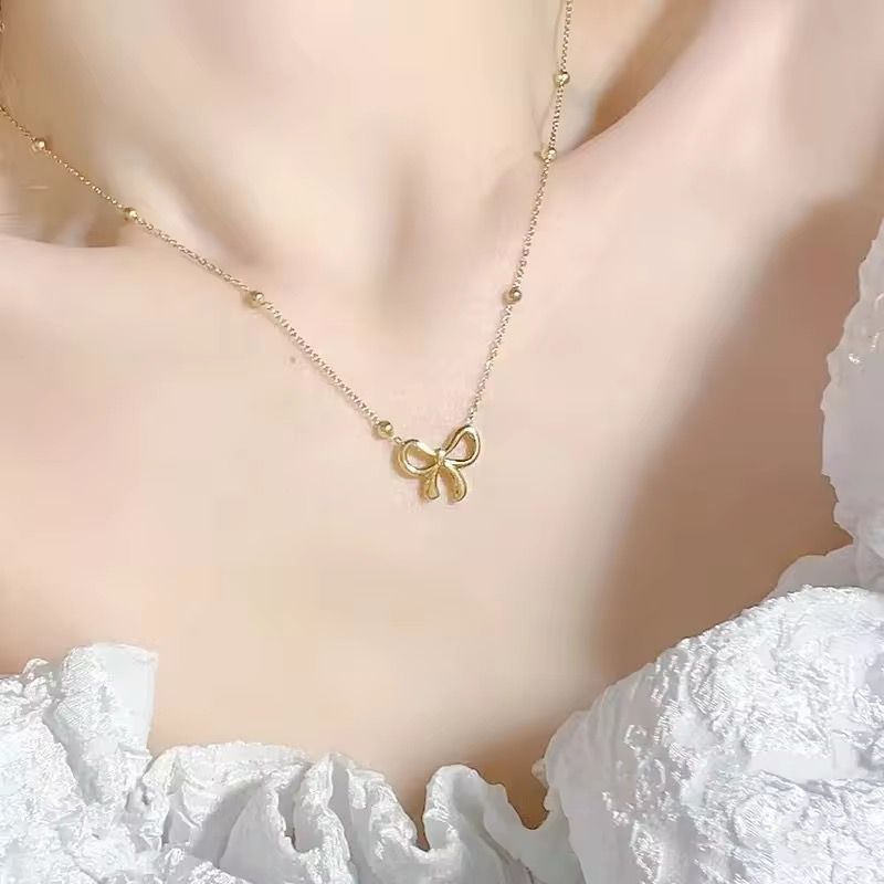 Bow Pendant
