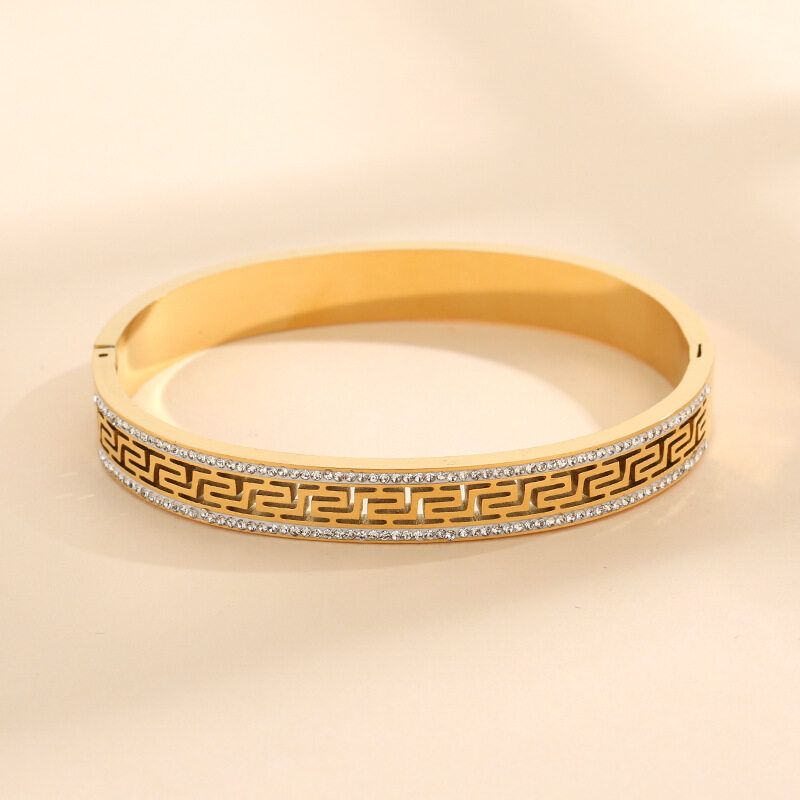 Elegant Handcuff