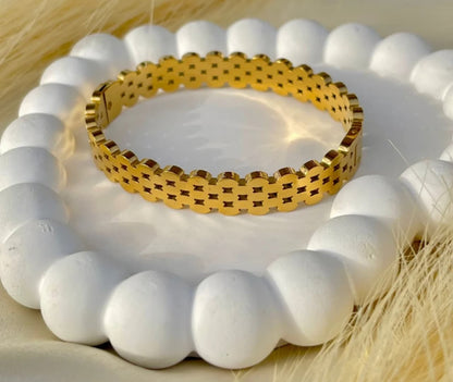 Mesh Handcuff