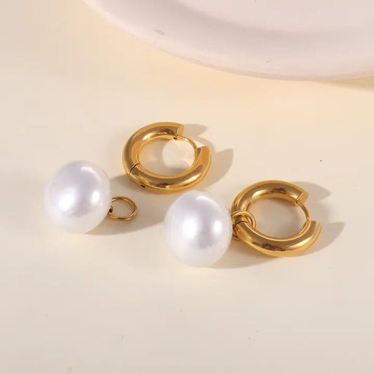 Pearl Drop Earring