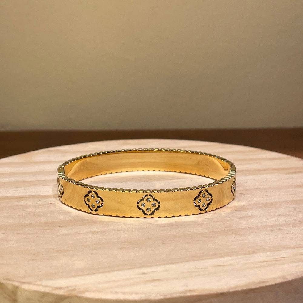 Supreme Handcuff